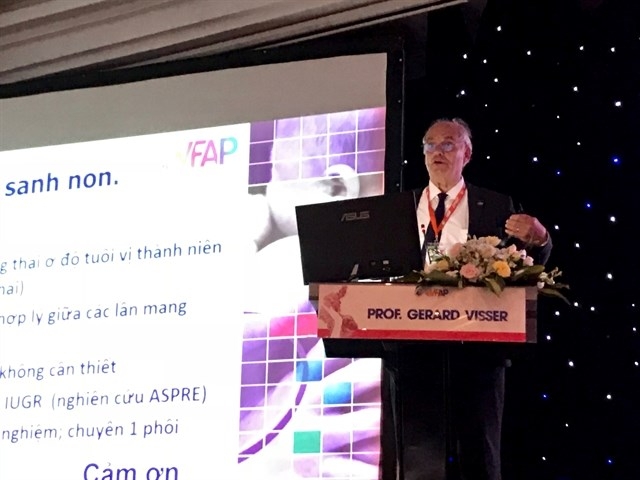 Tu Du Hospital, experts discuss ways to prevent pre-term births