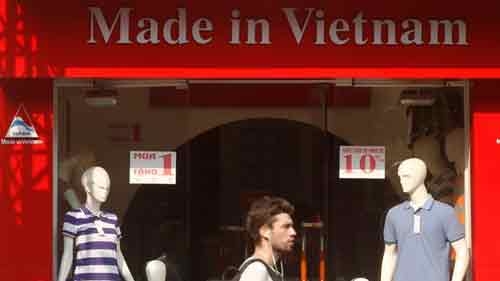 Foreign tourists to Vietnam surge in August despite typhoons