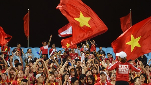 Vietnam squeak past Indonesia 3-2