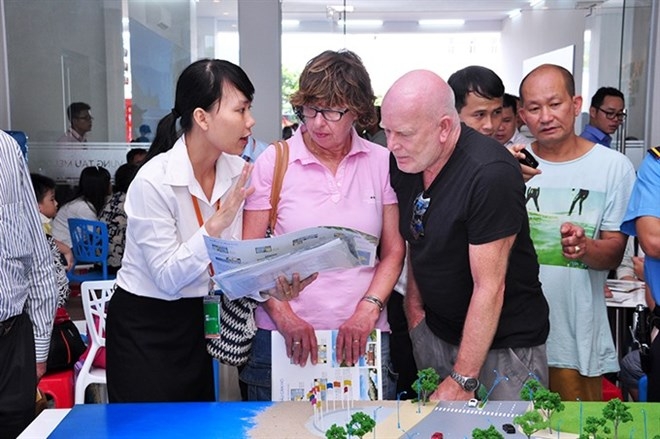 Vietnam needs to simplify property laws for foreigners