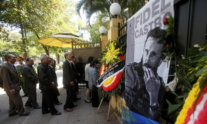 Cuban embassy opens doors to mourners in Hanoi