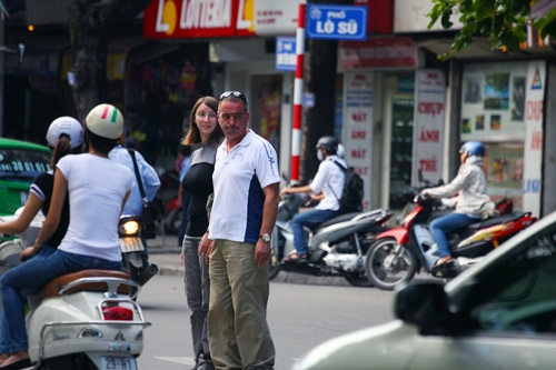 Facebook gambles US$40,000 on crossing the streets in Vietnam