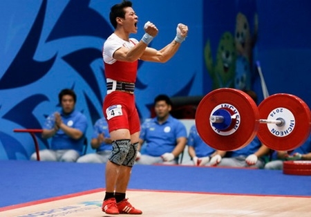 Weightlifters to undergo training in US