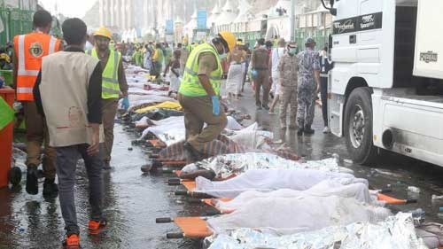 Hundreds killed in haj stampede in Saudi Arabia