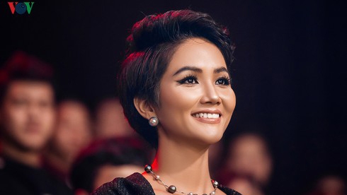 H’Hen Nie announced as emcee for Miss Universe Vietnam semi-finals