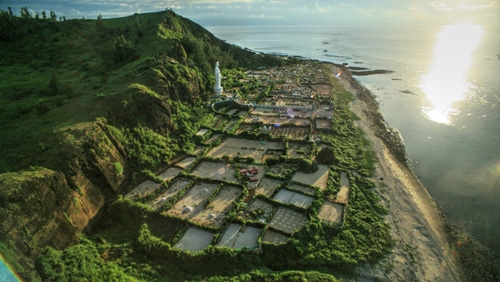 The fairyland inside Vietnam’s crater