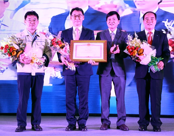 Doosan Vina celebrates the 10th anniversary, receives PM’s Award