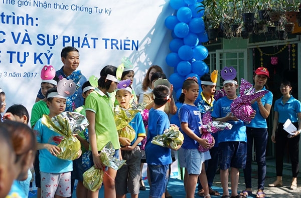 AkzoNobel Paints Vietnam utilises the power of colour to inspire autistic children