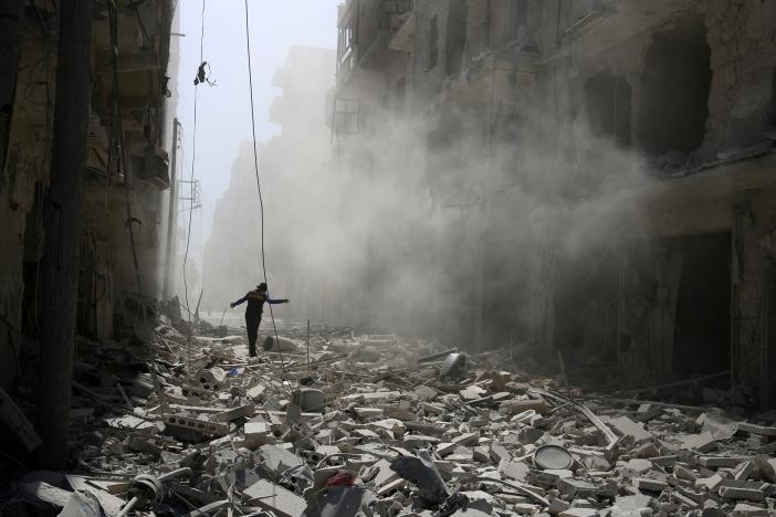 Russian, Syrian missiles pound Aleppo, destroy hospital: rebels and aid workers