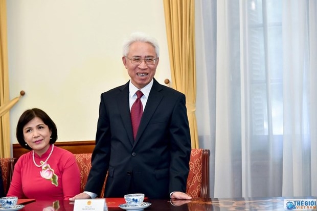 Vietnamese Ambassador to China presents letter of credence