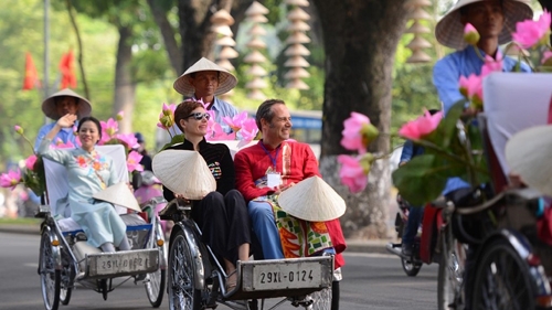 Space dedicated to promoting the beauty of Vietnamese 'Ao Dai'