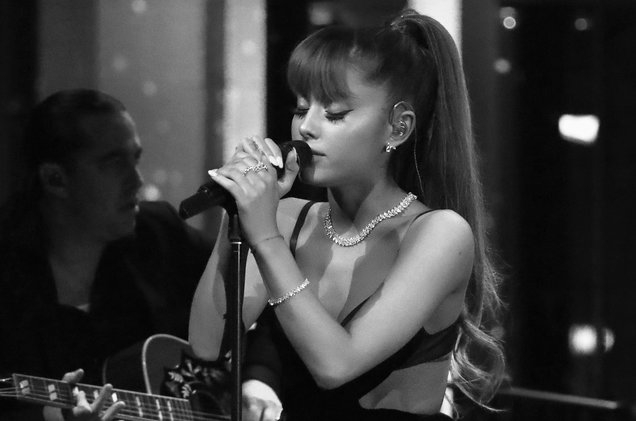 Ariana Grande cancels Saigon concert at last minute 'due to illness'