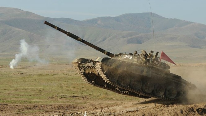 Tanks, heavy artillery deployed in new wave of violence in Nagorno-Karabakh