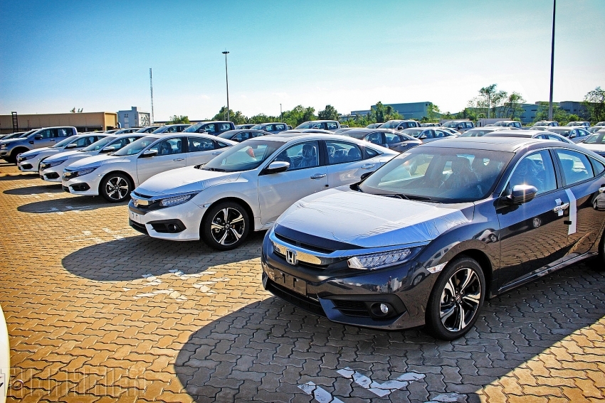 ASEAN automobiles start flowing in Vietnam