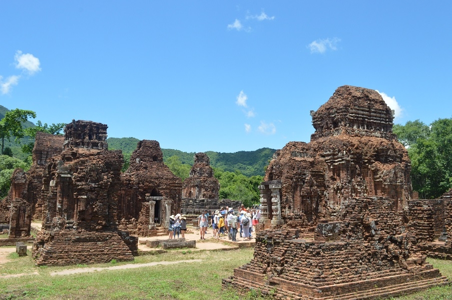 Quang Nam welcomes over three million tourists in ten months