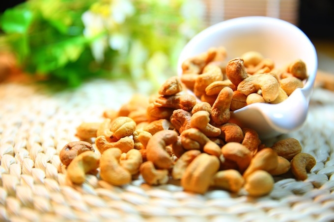 Raw material shortage, low prices stifle cashew industry