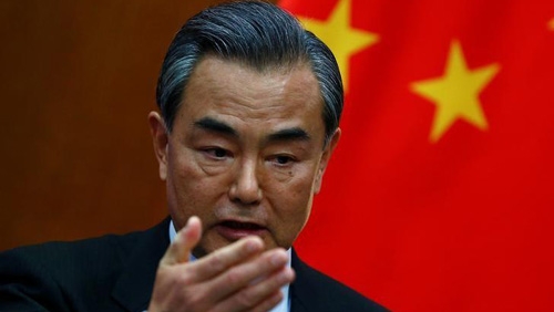 China foreign minister says ready to improve US relations