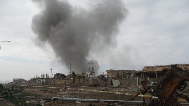 Coalition planes pound ISIS in Iraq's Ramadi to aid attack, TV says