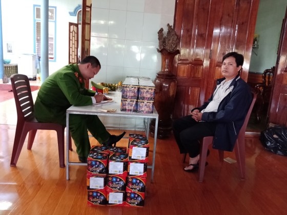 Police in Quang Ninh seize 133 kg of illegal firecrackers