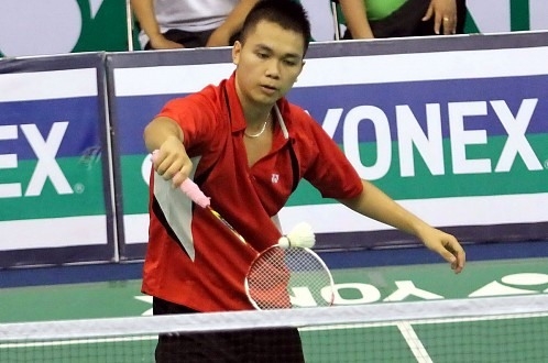 Athletes advance at Lao badminton event