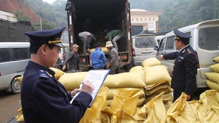 MoF urges simpler customs procedures