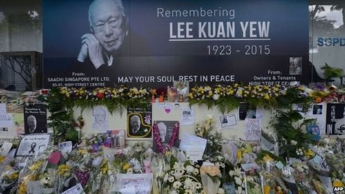 Singaporeans bid final farewell to founding father Lee