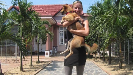 Expats pioneer animal care