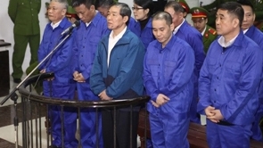 Trial opens for former Vinalines boss
