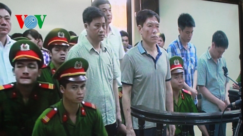 Ex-police official gets sentence reduced