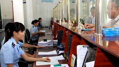 Promoting e-government model in Vietnam