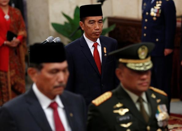 Indonesia hopes fishermen can net its South China Sea claims