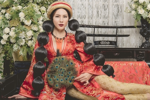 Vietnam fashion displayed in the US