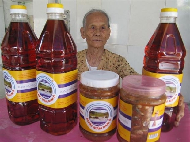 Fish sauce, pottery in central region recognised as heritage