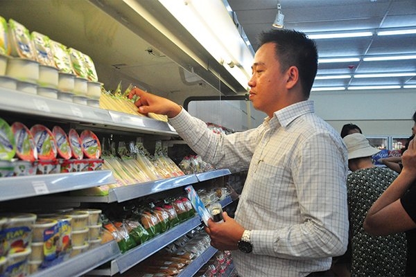 Investors, retailers squeeze into prepared food market