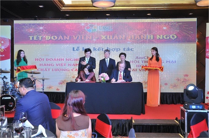 Vietnam, the US team up for food safety