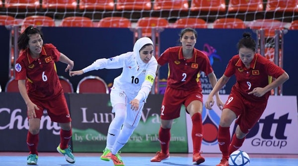 Vietnam lose to Iran at AFC futsal event