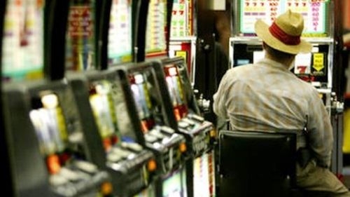 NA mulls over electronic gaming for foreigners