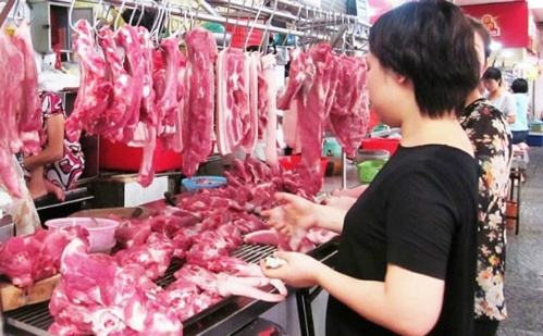 Vietnam to chop pork imports in mission to save pig farmers' bacon