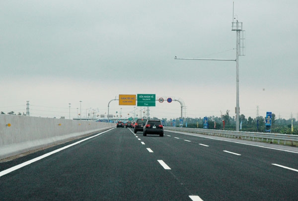 Vietnam seeks private investment for US$721 million highway