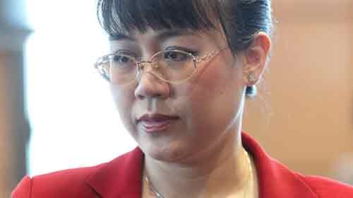 Vietnamese lawmaker dismissed for dual citizenship