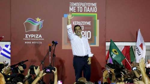 Tsipras returns in unexpectedly decisive vote win