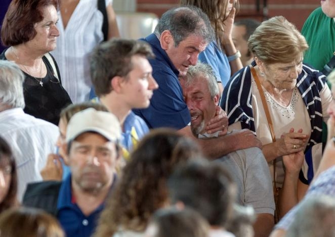 Italy grieves as state funeral is held for quake victims