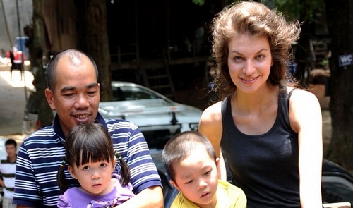 Vietnam not a bed of roses for foreign models