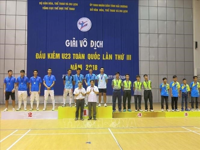 Hanoi triumph at national fencing champs