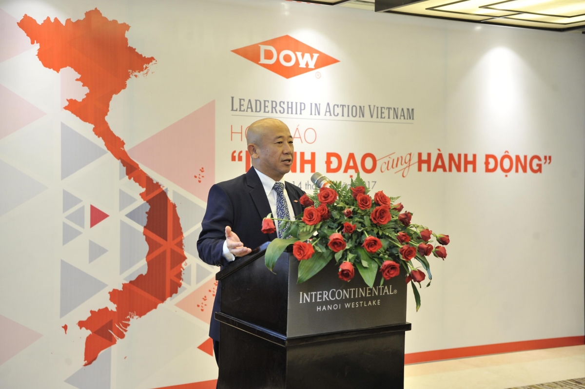 Dow develops leaders while addressing world challenges