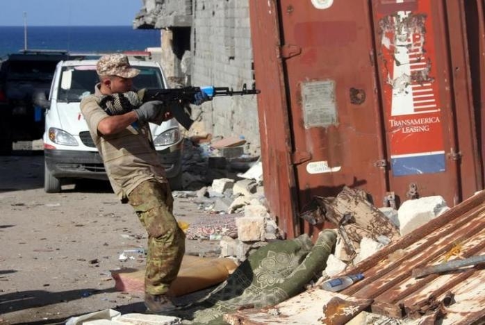 Libyan forces report 14 civilians freed from Islamic State in Sirte