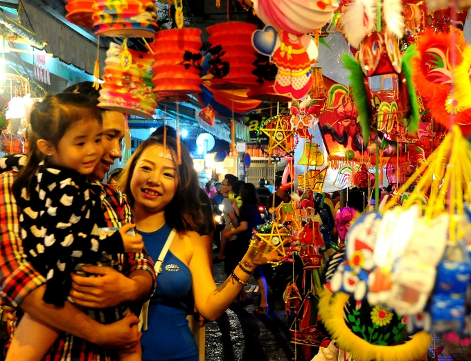 Where to celebrate Mid-Autumn Festival like a local in Hanoi, Saigon