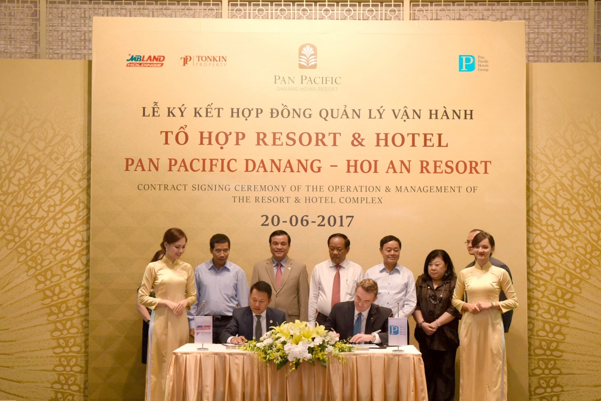 MBLand, Pan Pacific sign contract on management of Pan Pacific Danang-Hoi An Resort