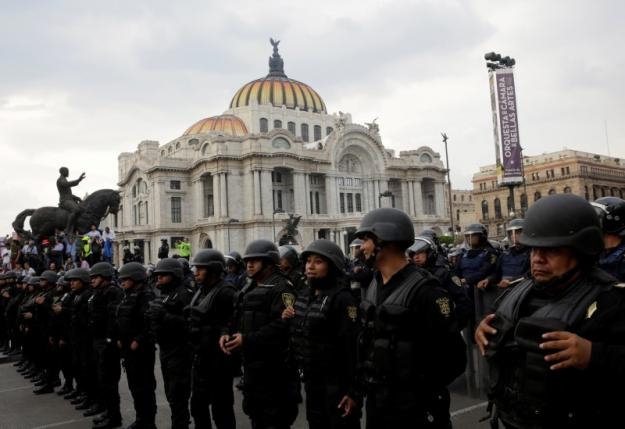 Three dead, 45 injured as labor union clashes with police in Mexico