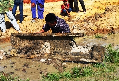 Ancient tomb unearthed in Ha Tinh